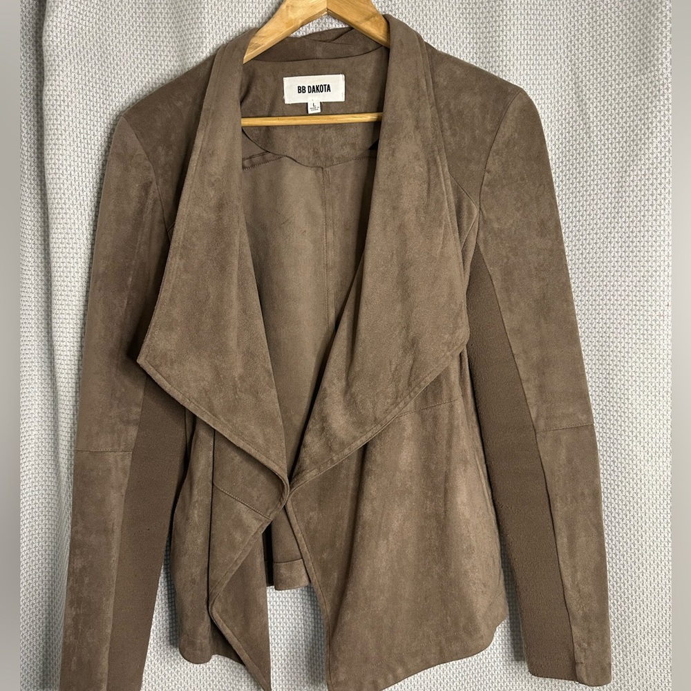 Light weight faux suede Moto jacket.